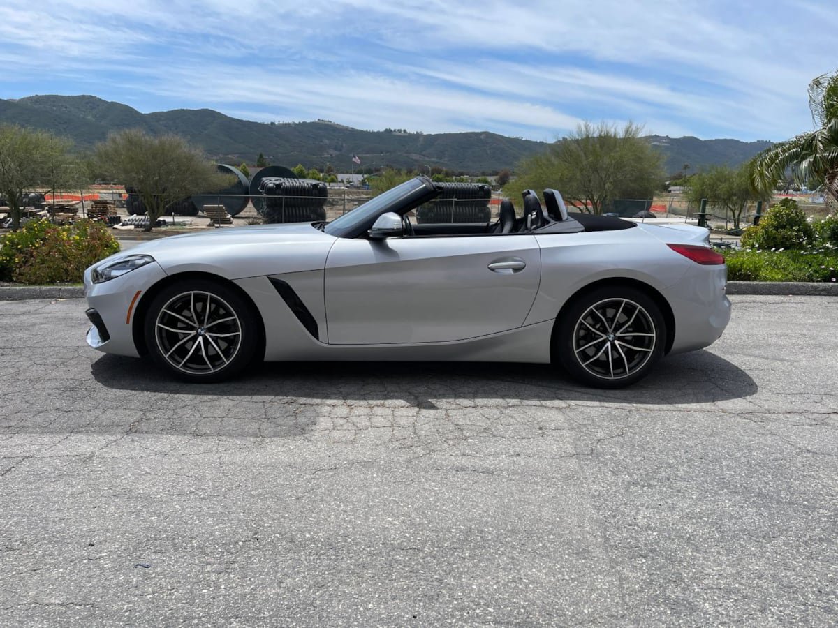 Used 2022 BMW Z4 sDrive30i w/ Driving Assistance Package RWD image 8