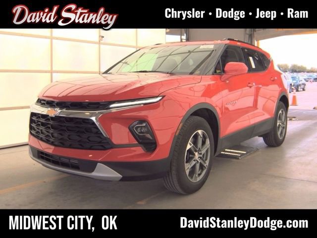 Used 2024 Chevrolet Blazer LT w/ Convenience Package FWD image 1