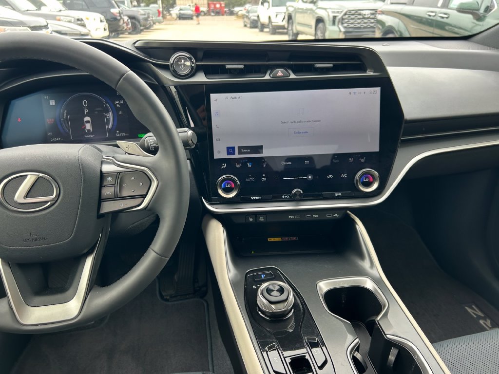 Used 2024 Lexus RZ 300e Premium FWD image 17