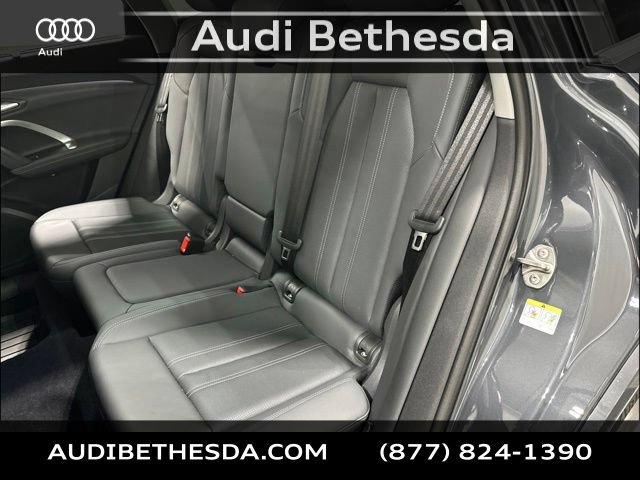Certified 2025 Audi Q5 Premium AWD/4WD image 29