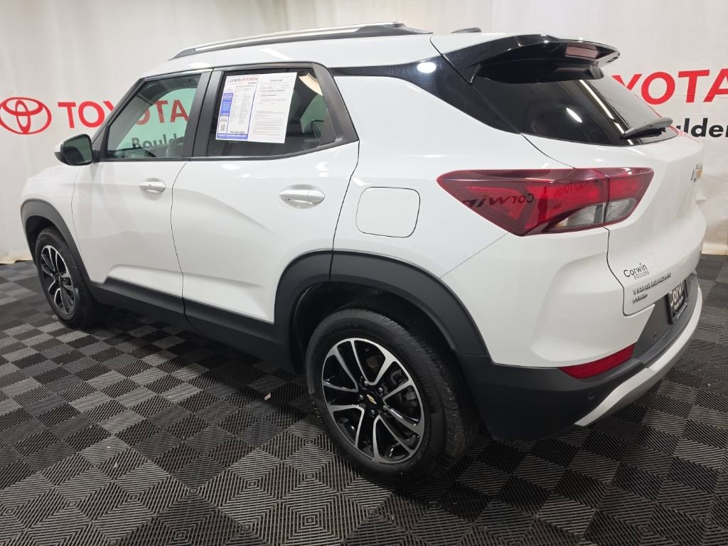 Used 2024 Chevrolet TrailBlazer LT w/ Convenience Package image 4