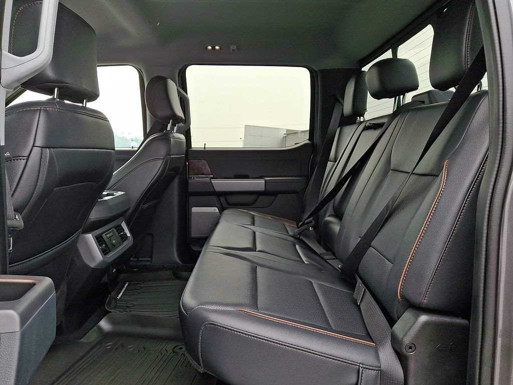 Used 2025 Ford F250 Lariat w/ Lariat Ultimate Package AWD/4WD image 10
