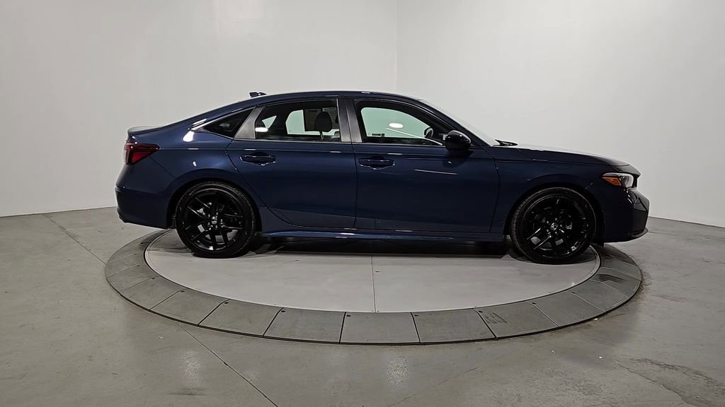Used 2025 Honda Civic Sport image 6
