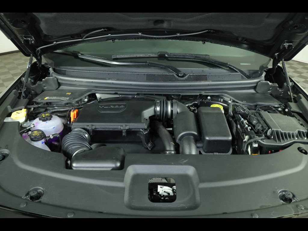 New 2026 Jeep Cherokee Overland w/ Advanced Pro Tech Group AWD/4WD image 19