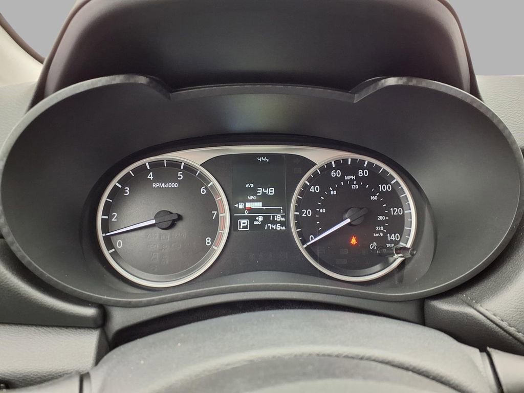 Used 2025 Nissan Versa S w/ Trunk Package image 16