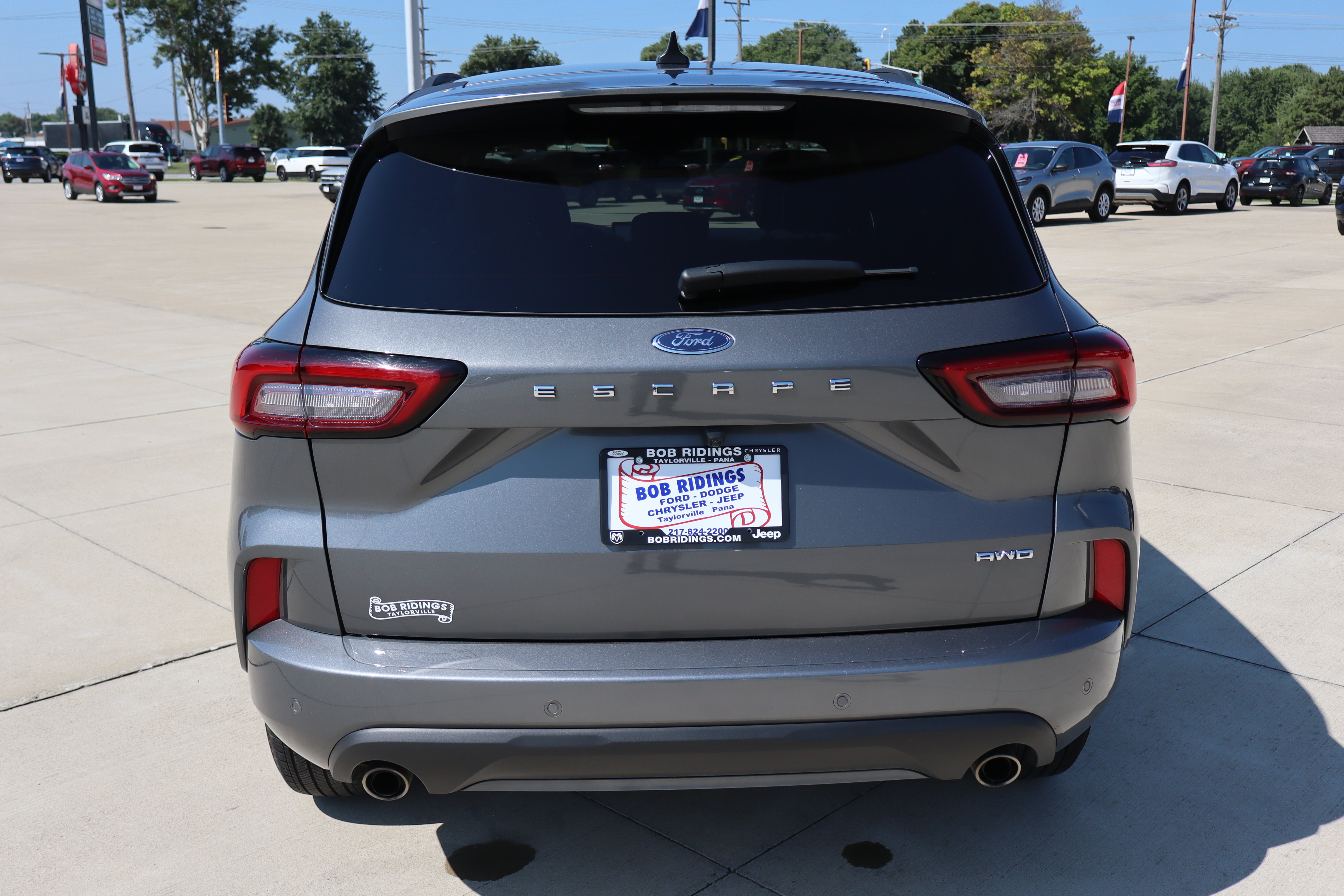 Used 2024 Ford Escape ST-Line w/ Tech Pack #1 AWD/4WD image 6