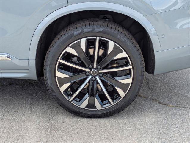 New 2026 Volvo XC90 T8 Ultra w/ Protection Package Premier AWD/4WD image 6
