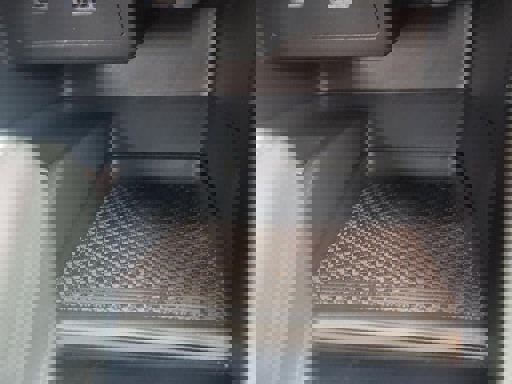 Certified 2023 Nissan Kicks SV image 24