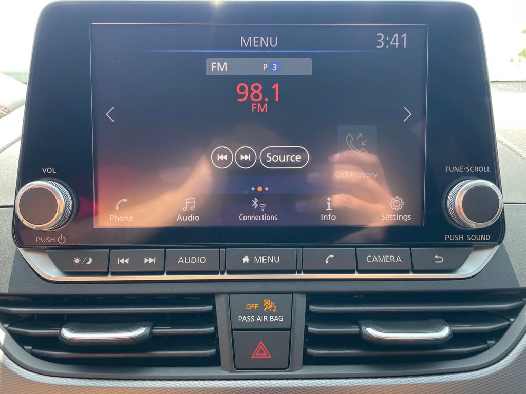 Certified 2024 Nissan Altima 2.5 SR FWD image 19