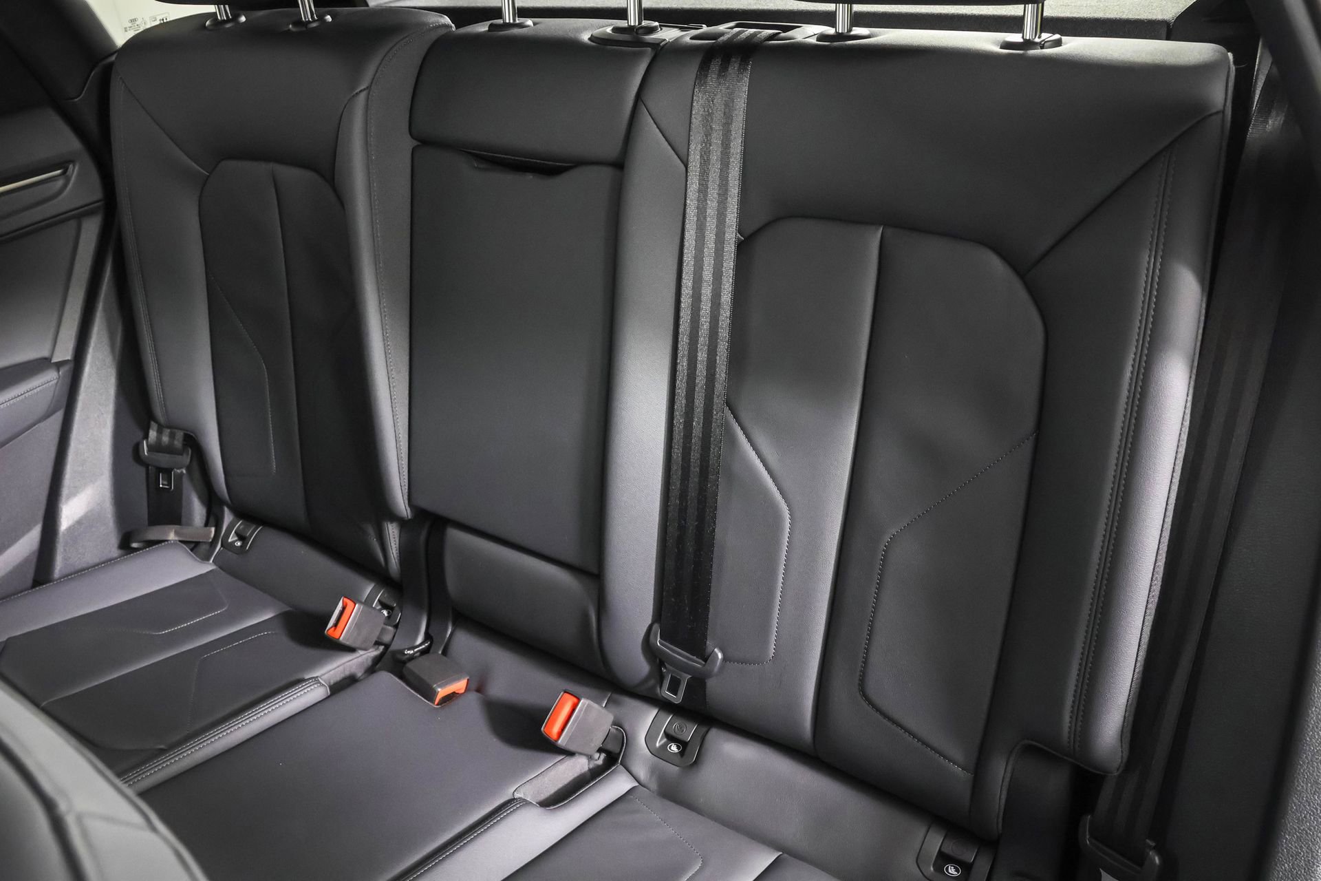 Used 2022 Audi Q3 2.0T Premium image 38