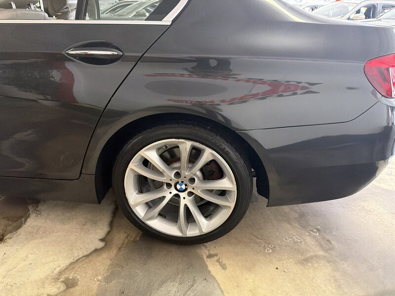 Used 2015 BMW 535i Sedan RWD image 5