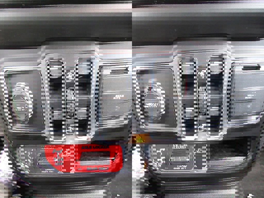 Used 2021 Jeep Gladiator Mojave image 39