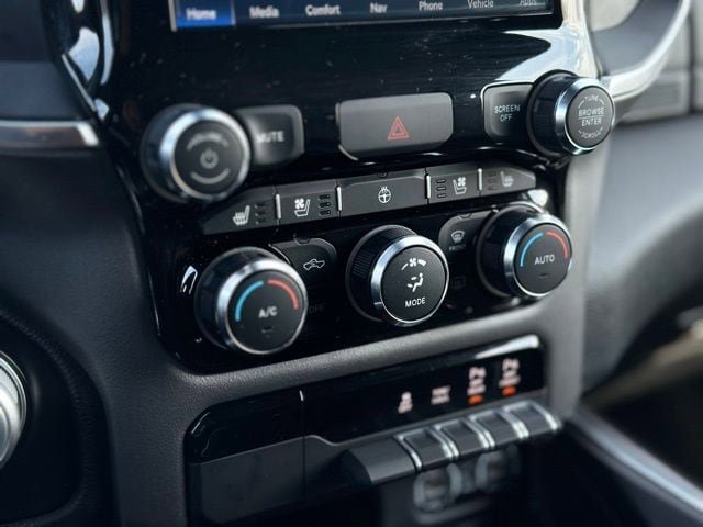 Used 2022 RAM 1500 Laramie AWD/4WD image 15
