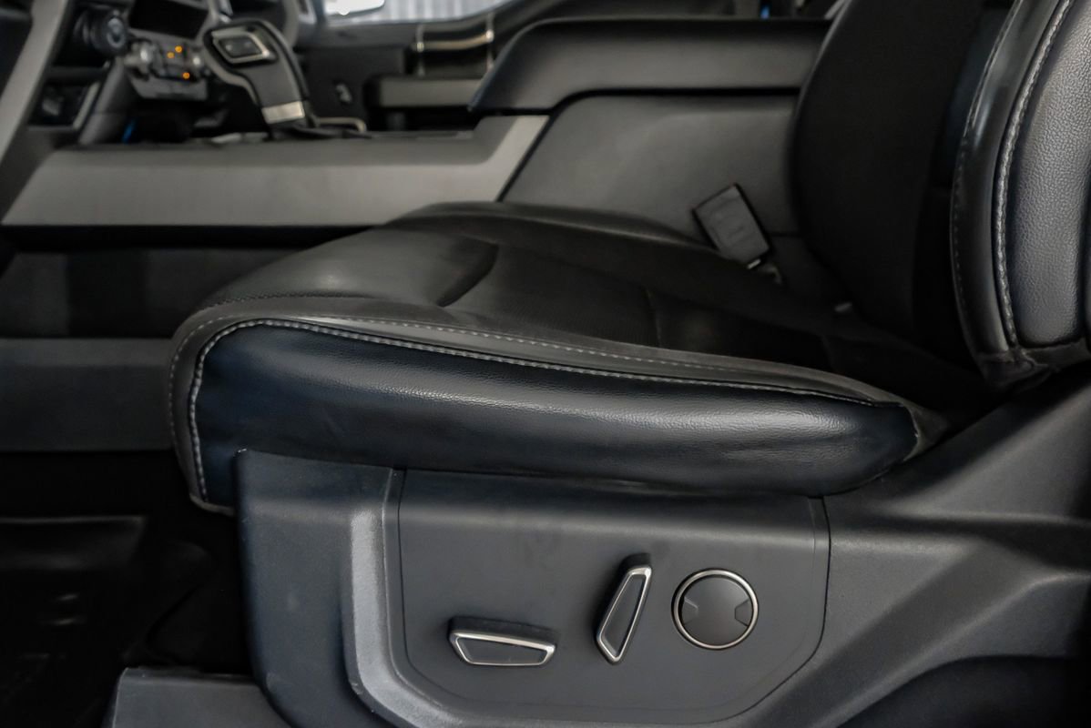 Used 2019 Ford F150 Raptor w/ Equipment Group 802A Luxury AWD/4WD image 30