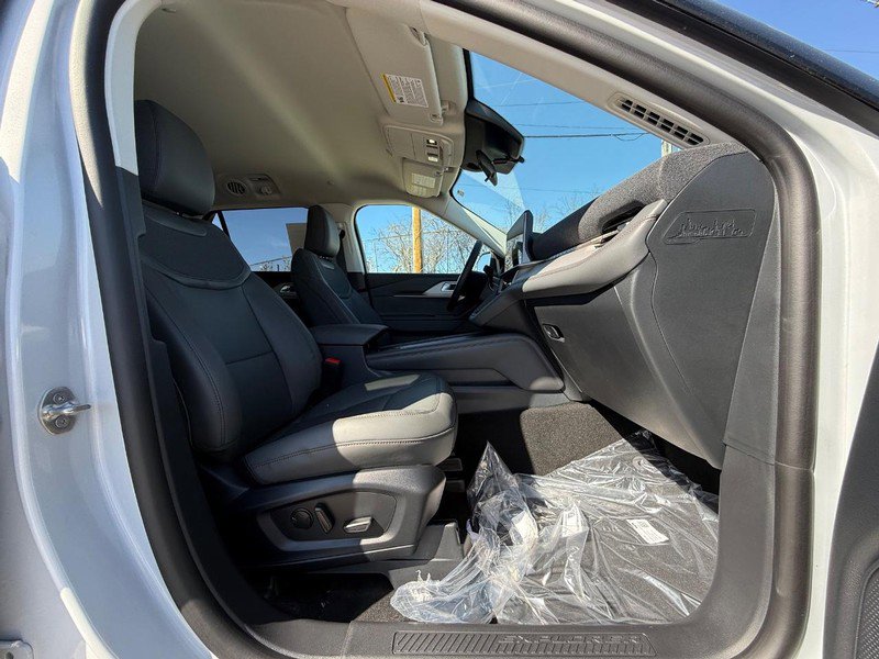 New 2026 Ford Explorer Active image 13