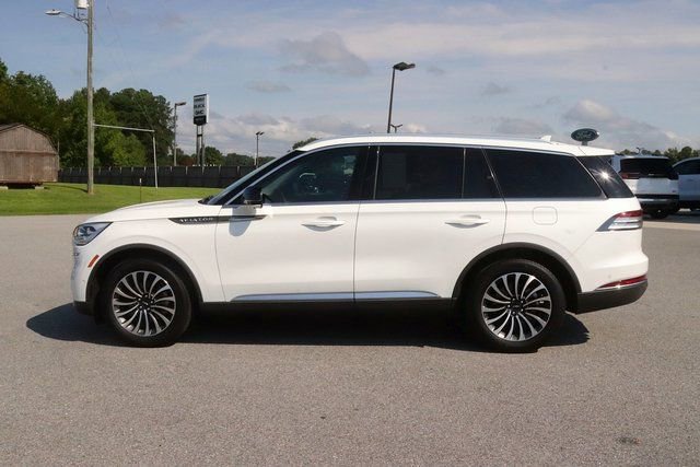 Used 2022 Lincoln Aviator Reserve w/ Equipment Group 201A image 4