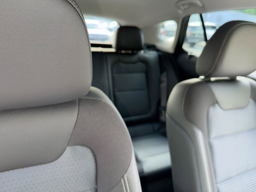New 2026 Chevrolet Trax LT w/ LT Convenience Package FWD image 34