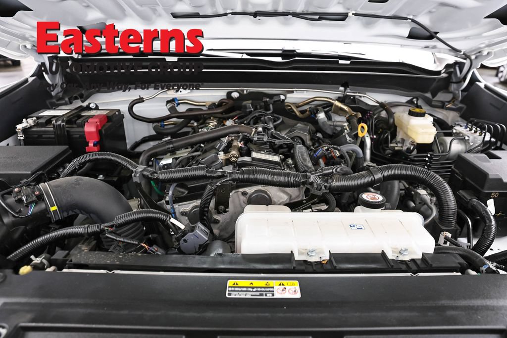 Used 2025 Toyota Tacoma SR RWD image 7