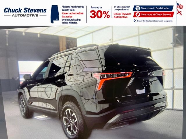 Used 2025 Chevrolet Equinox ACTIV w/ Safety and Technology Package FWD image 4