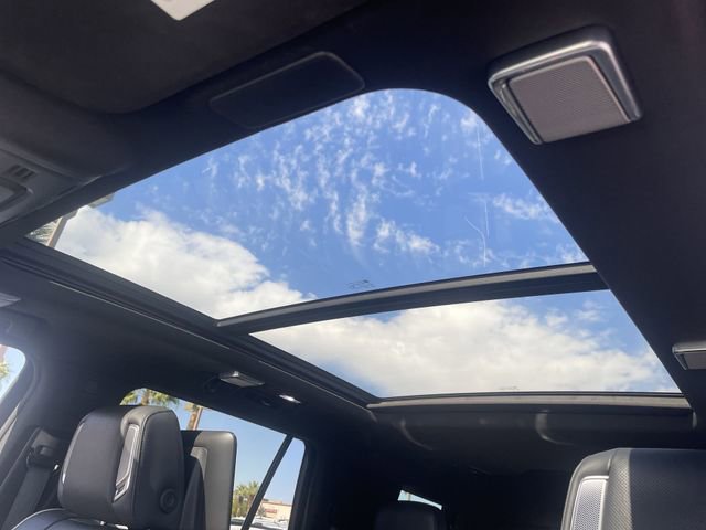 Used 2021 Cadillac Escalade Premium Luxury w/ Driver Assist Tech Package image 19