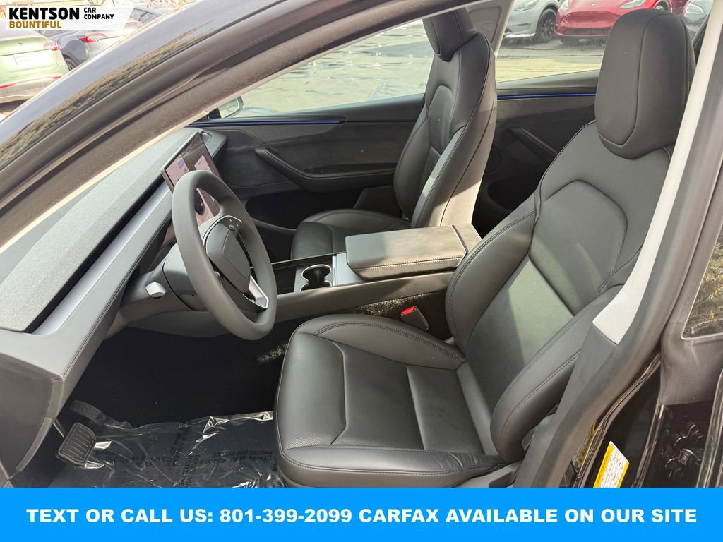 Used 2026 Tesla Model Y AWD image 31