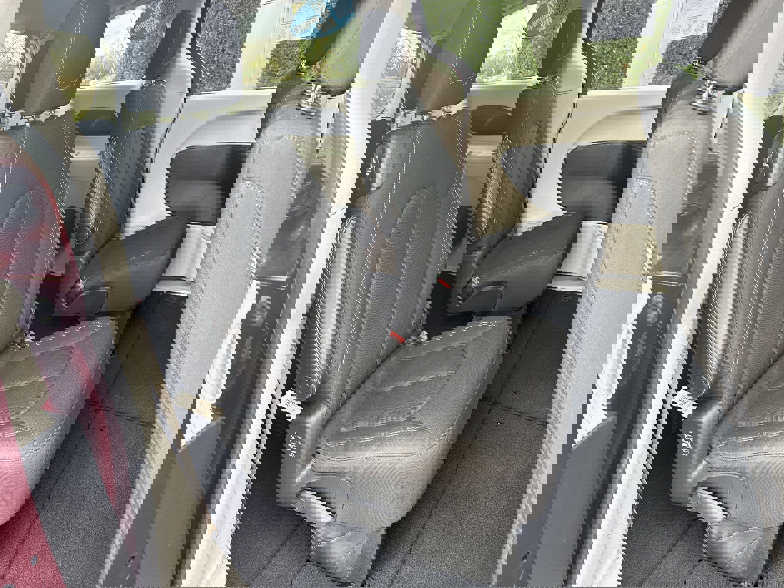 Used 2023 Chrysler Voyager LX FWD image 12