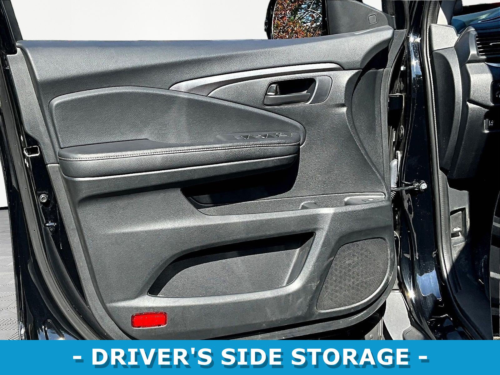 Certified 2025 Honda Ridgeline Sport image 21