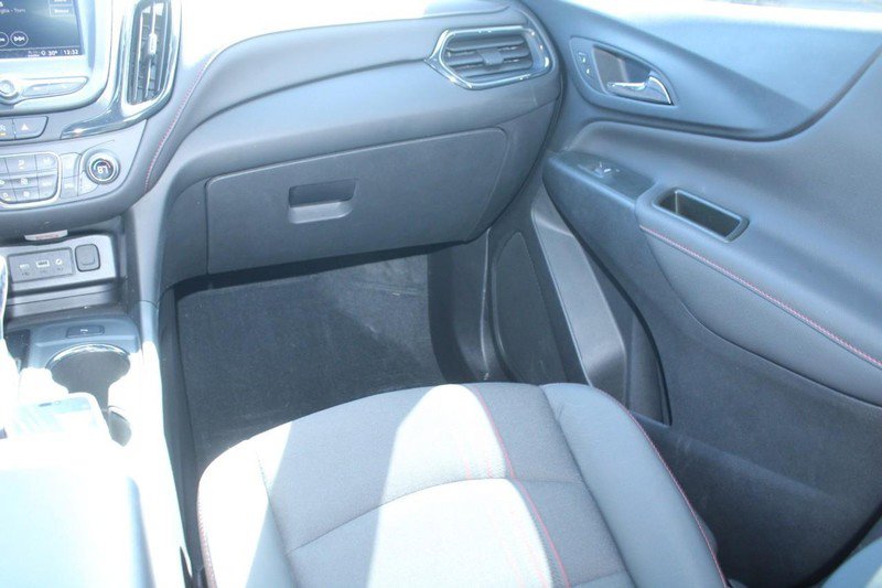 Used 2022 Chevrolet Equinox RS w/ LPO, Floor Liner Package image 16