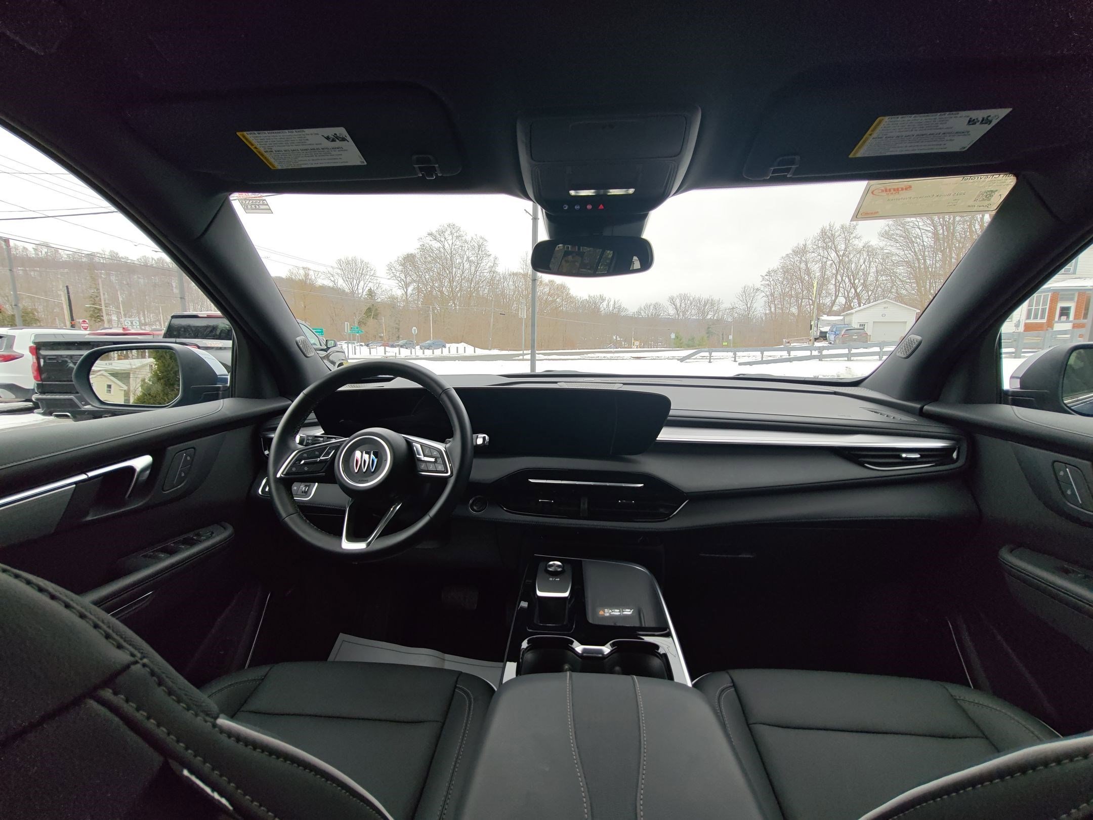 Certified 2025 Buick Enclave Preferred image 15