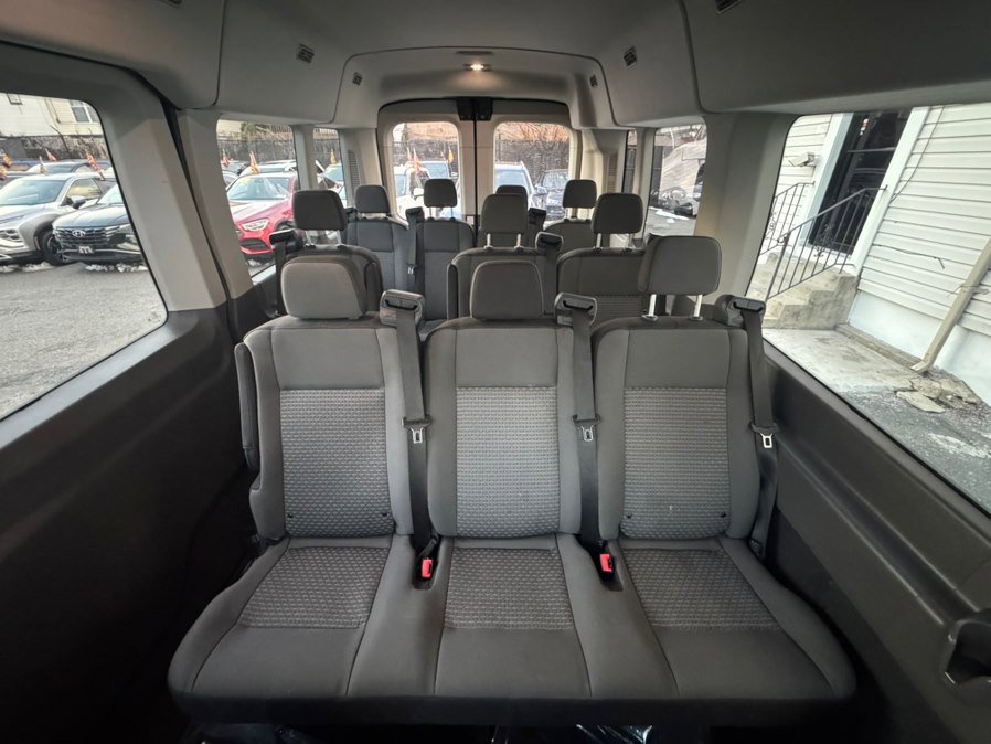 Used 2024 Ford Transit 350 XLT RWD image 13