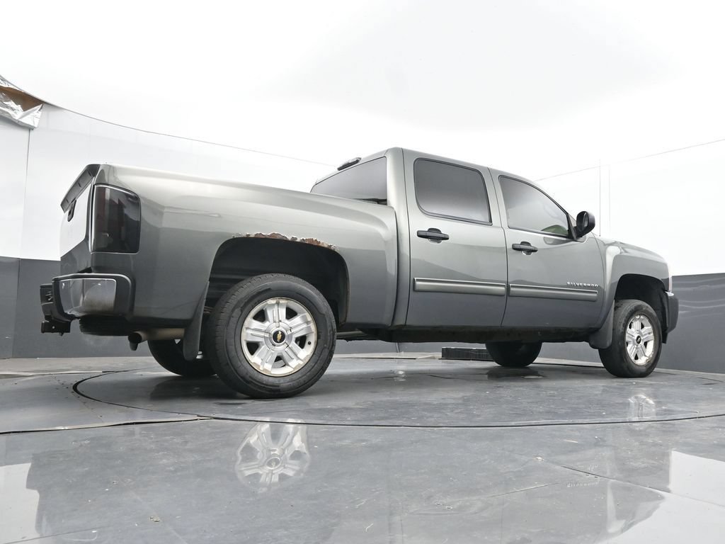 Used 2011 Chevrolet Silverado 1500 LT w/ All-Star Edition AWD/4WD image 22