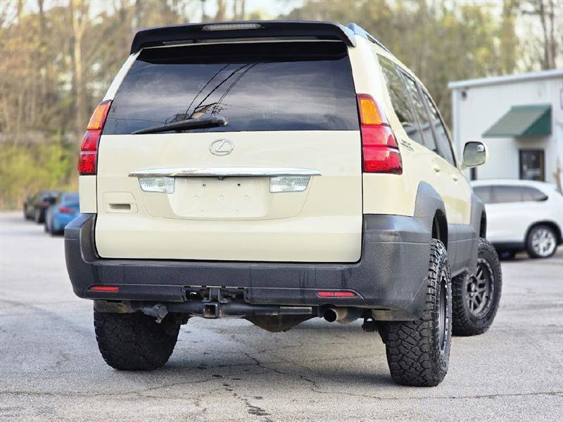 Used 2005 Lexus GX 470 image 3