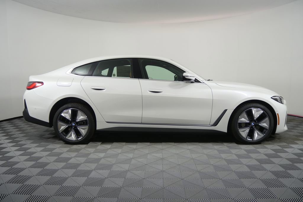 New 2026 BMW i4 xDrive40i w/ Premium Package image 2
