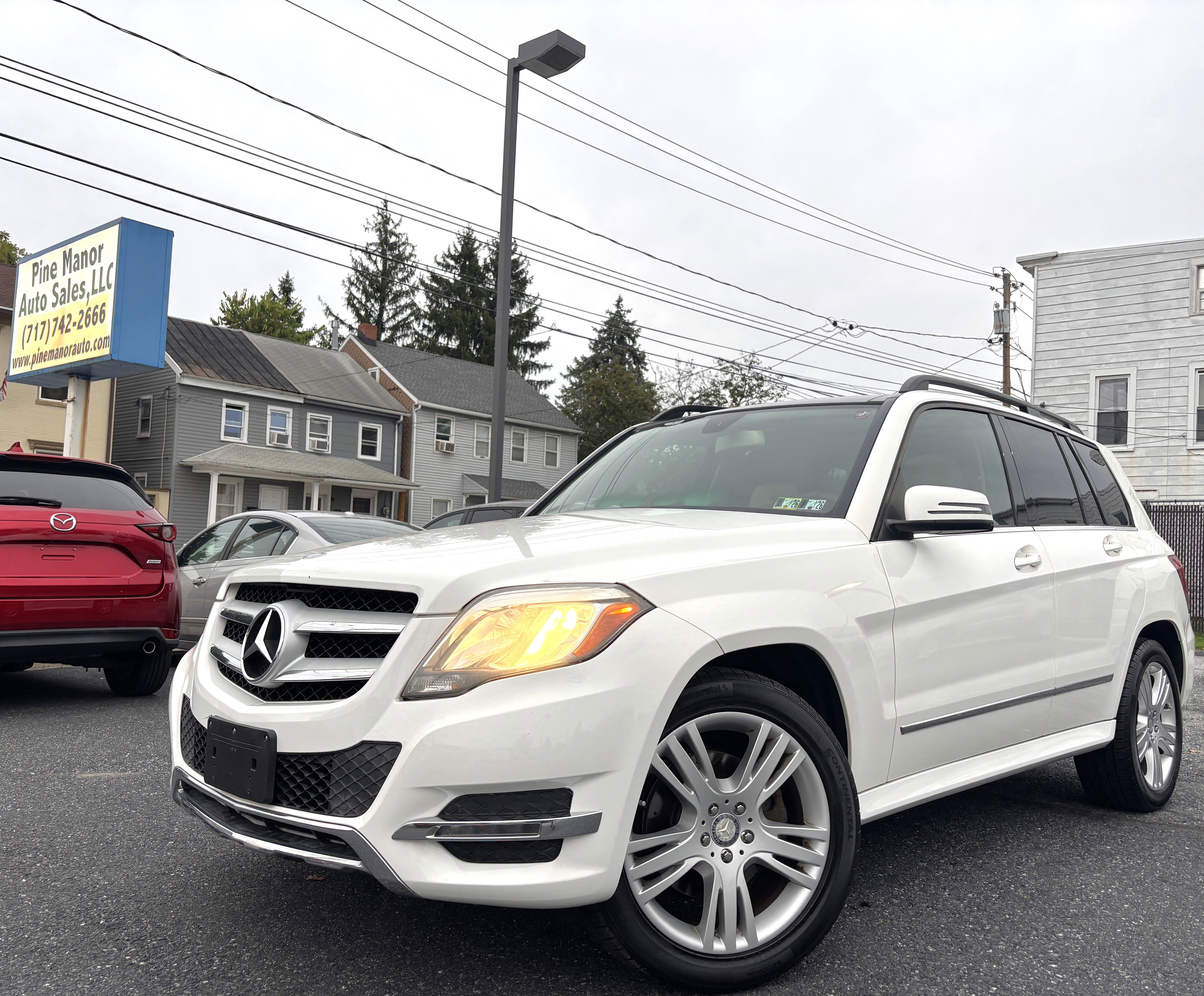 Used 2014 Mercedes-Benz GLK 350 4MATIC image 1