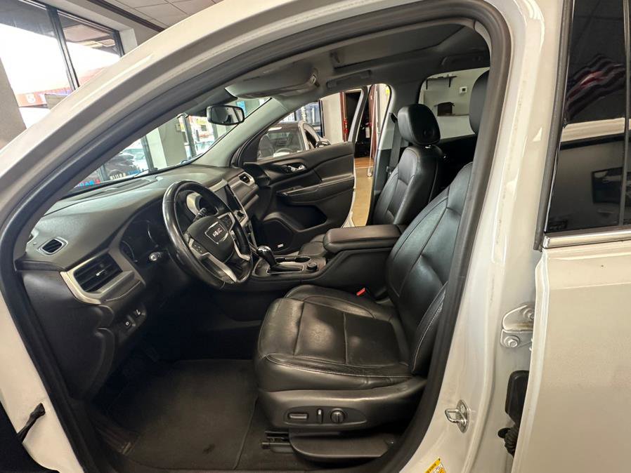 Used 2018 GMC Acadia SLT image 17