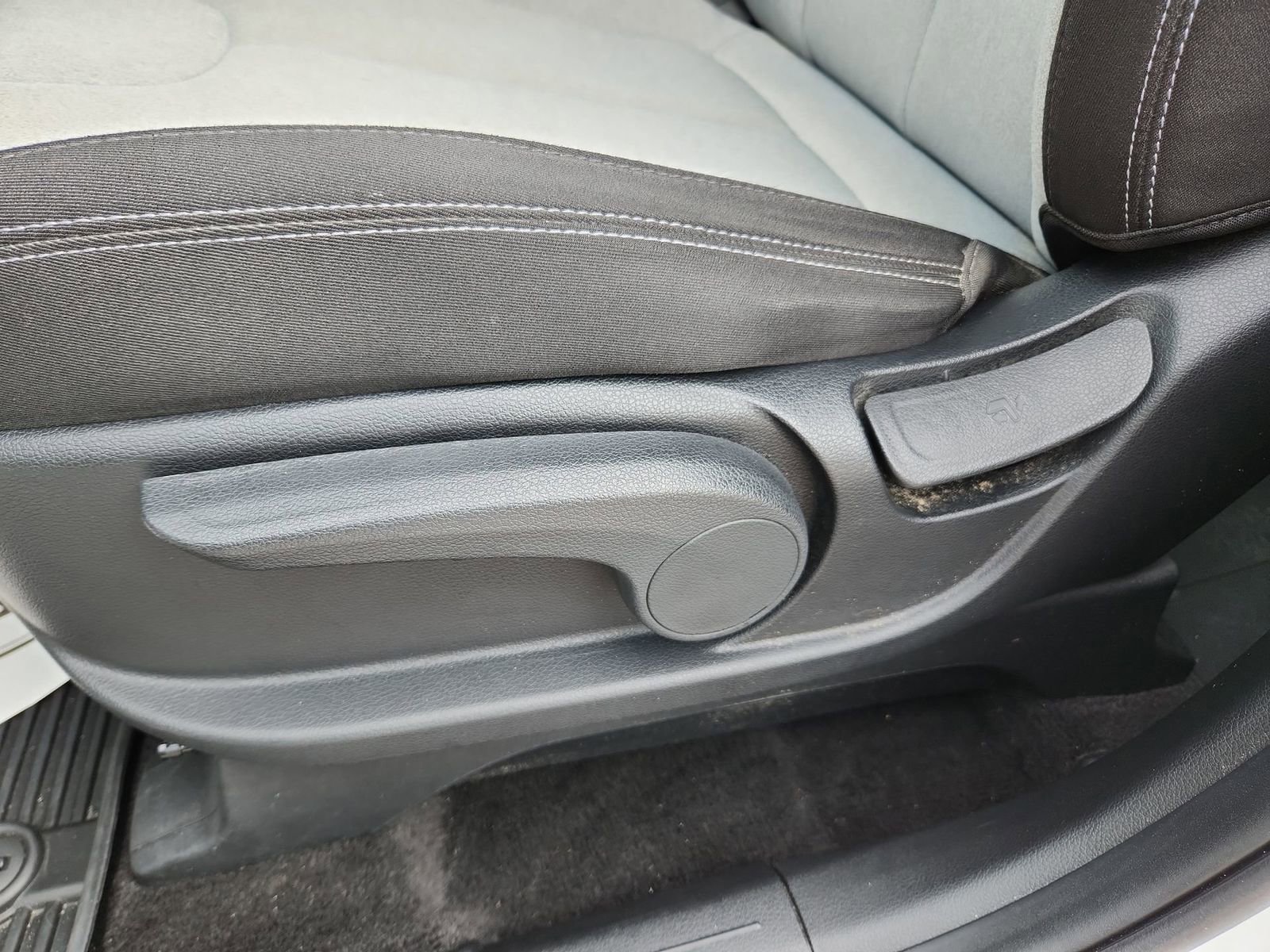 Used 2021 Hyundai Palisade SE image 19