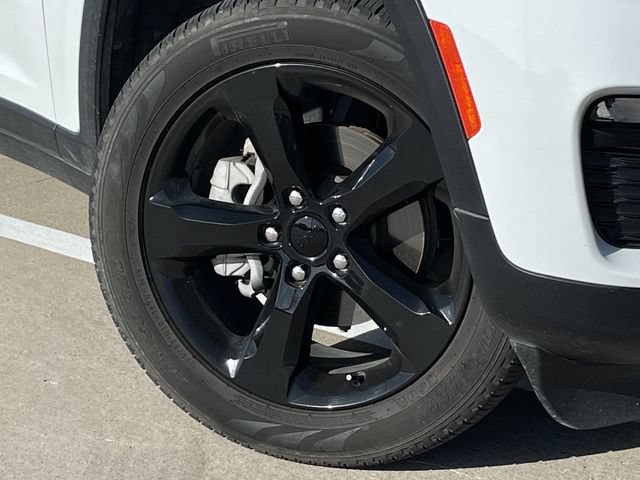 Used 2024 Jeep Grand Cherokee Limited w/ Black Appearance Package RWD image 9