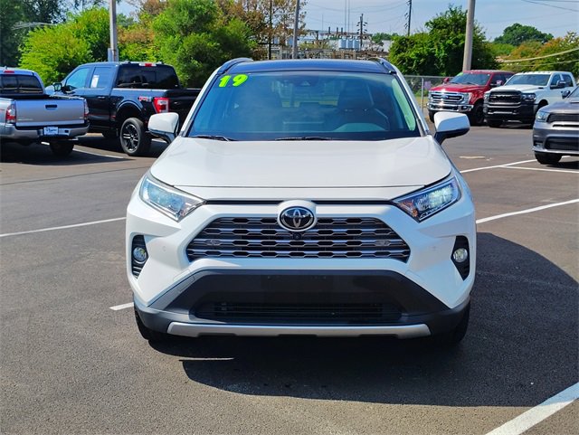 Used 2019 Toyota RAV4 Limited image 34
