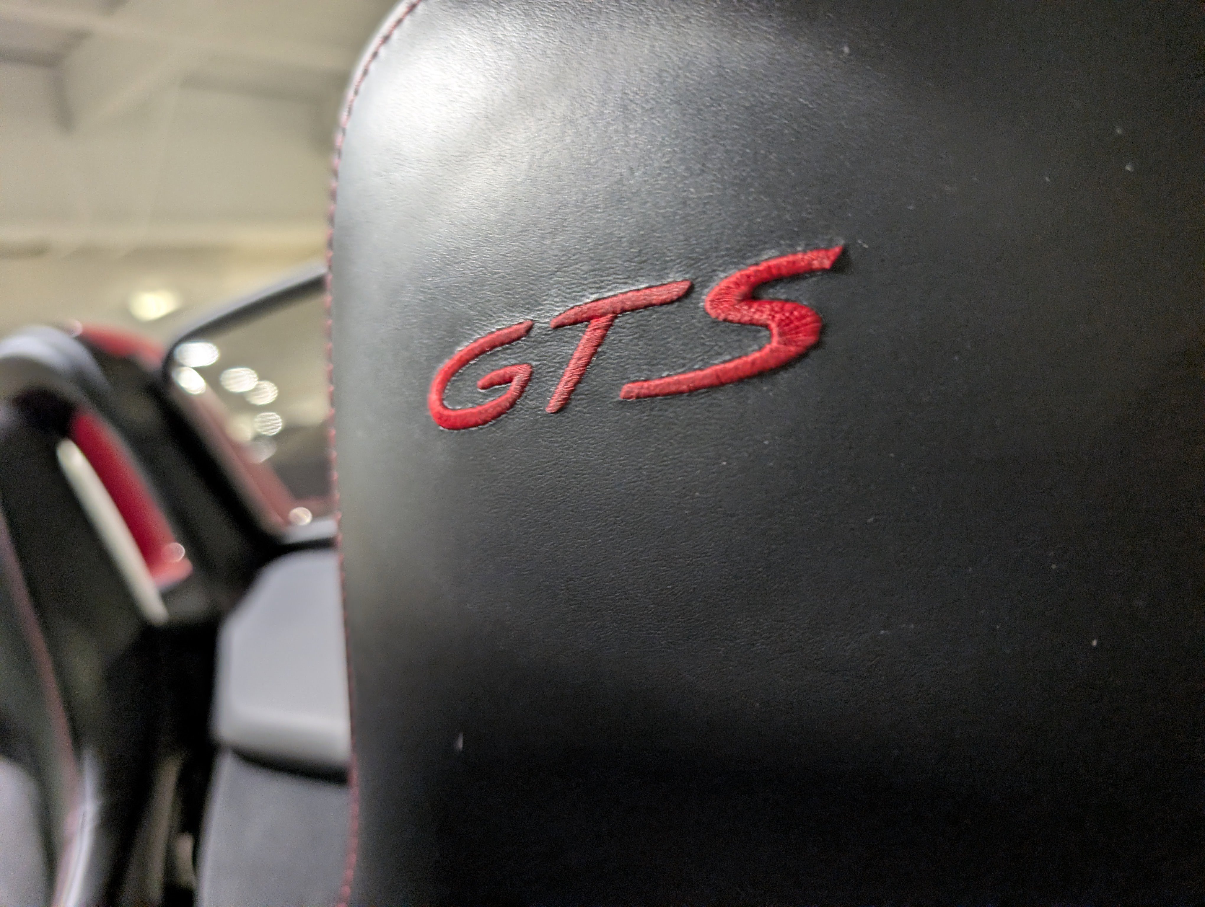 Used 2015 Porsche Boxster GTS image 31