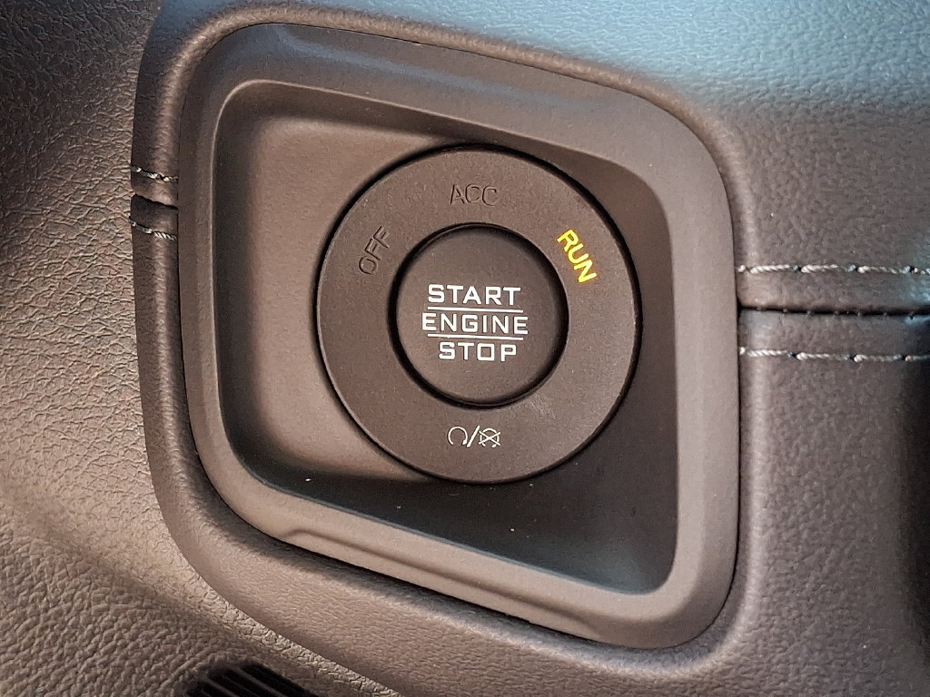 New 2026 Jeep Wrangler Unlimited Rubicon AWD/4WD image 16