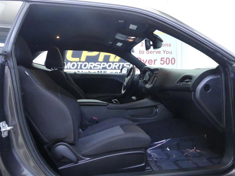 Used 2023 Dodge Challenger SXT image 8