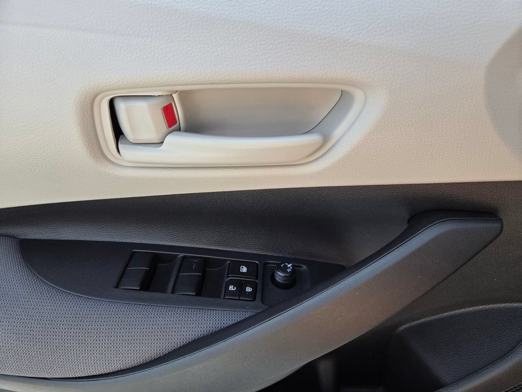 Certified 2025 Toyota Corolla LE FWD image 26