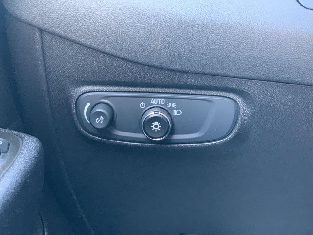 Certified 2024 Chevrolet Equinox LT FWD image 15