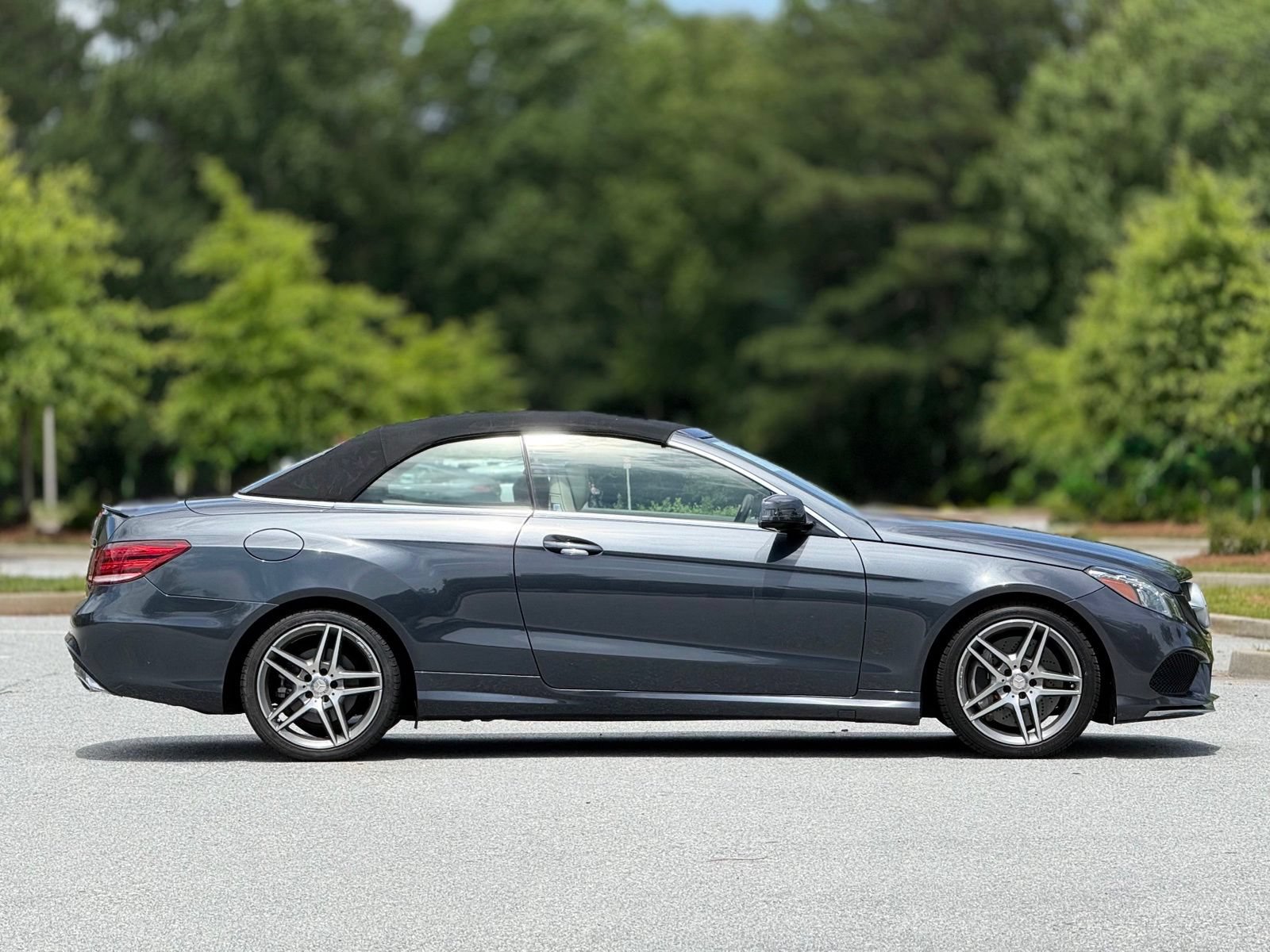 Used 2014 Mercedes-Benz E 550 Cabriolet image 12