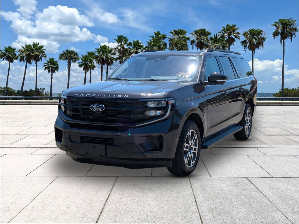 Used 2025 Ford Expedition Max Active image 3