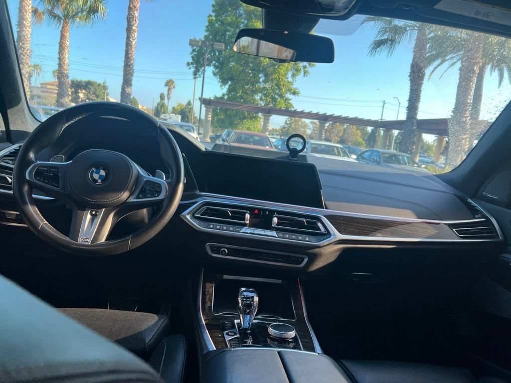 Used 2020 BMW X7 xDrive40i w/ M Sport Package AWD/4WD image 11