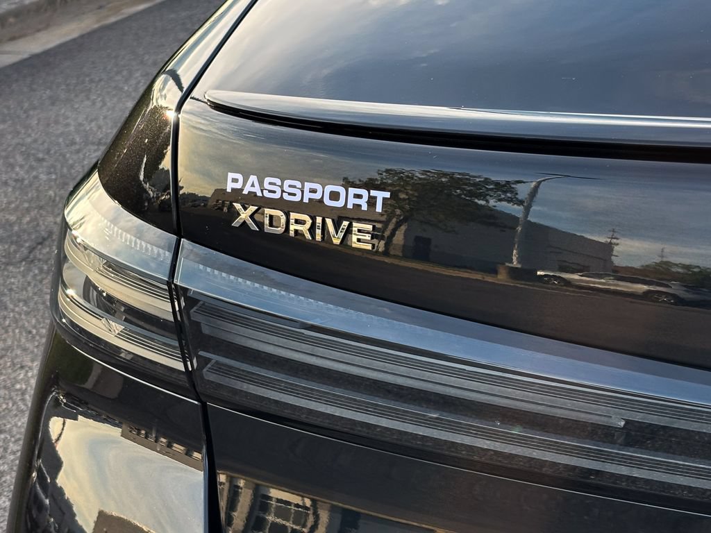 New 2027 BMW 740i xDrive w/ Executive Package AWD/4WD image 7