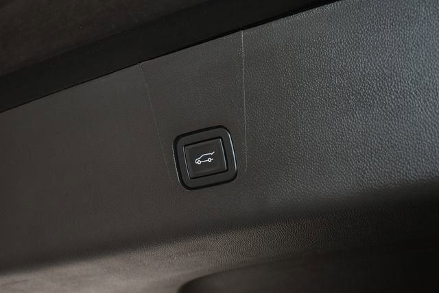 Certified 2023 Chevrolet Traverse RS AWD/4WD image 33