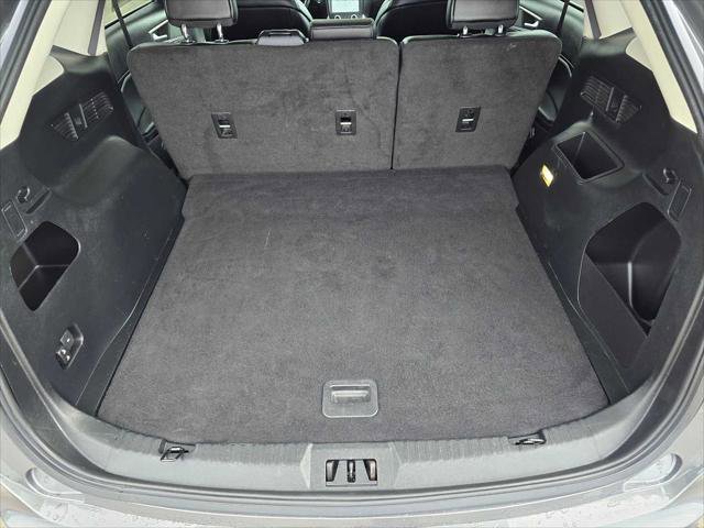 Used 2022 Ford Edge SEL image 16