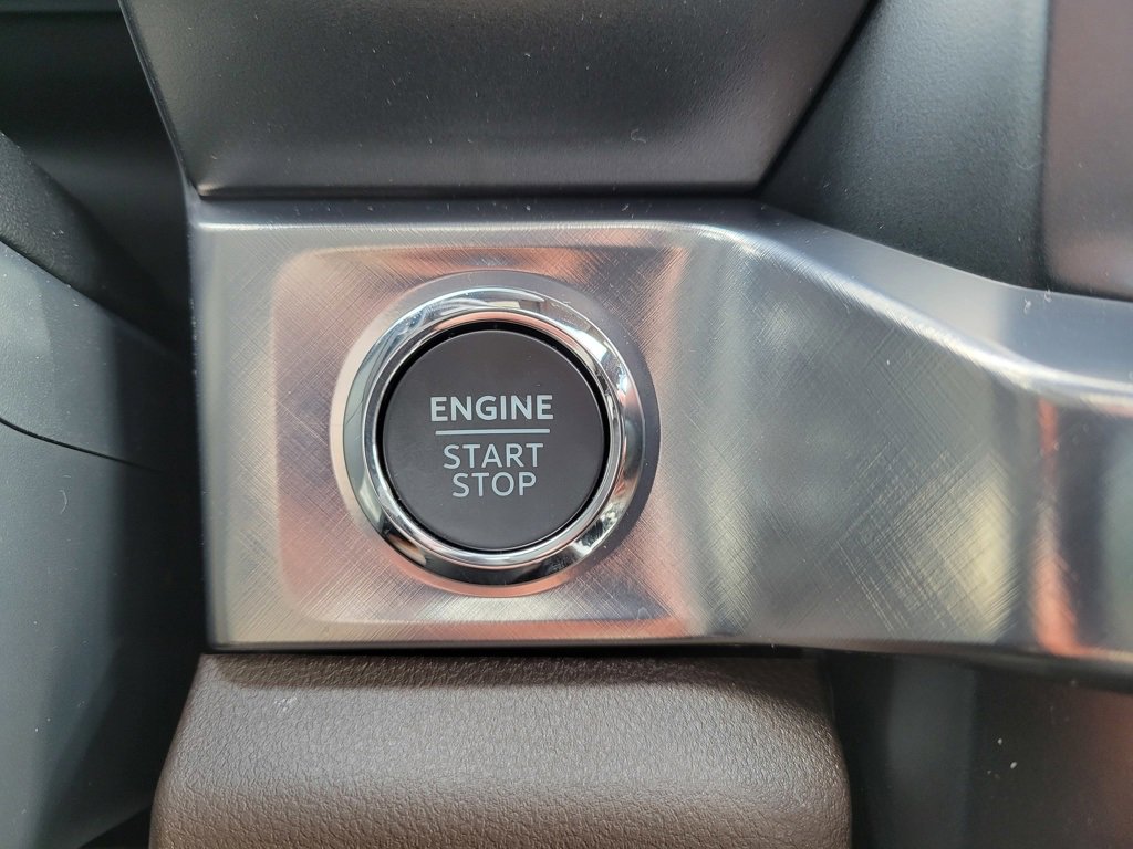 New 2025 Ford F250 King Ranch w/ Chrome Package image 13